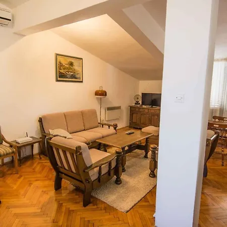 In Tkon/insel Pasman 6922 Holiday home