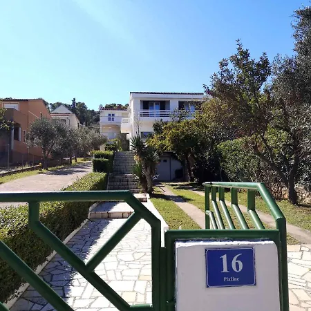 بيت للعطل In Tkon/insel Pasman 6922 *