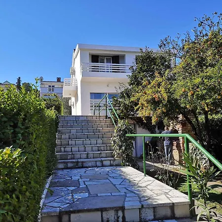 In Tkon/insel Pasman 6922 * تكون