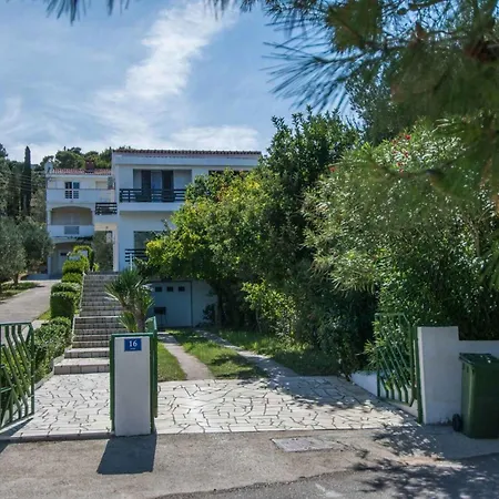 Holiday home In Tkon/insel Pasman 6922 *
