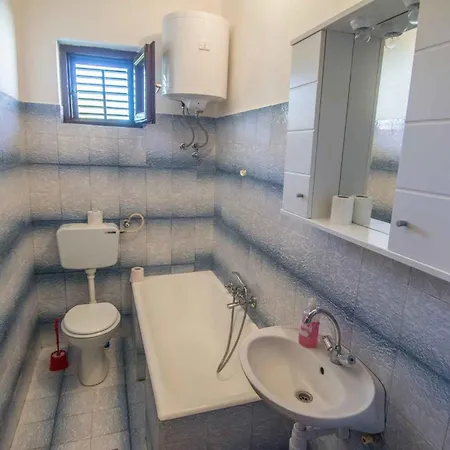 Holiday home In Tkon/insel Pasman 6922 *