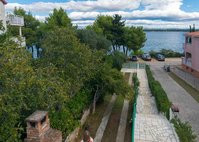 بيت للعطل In - Insel Pasman 6922 *
