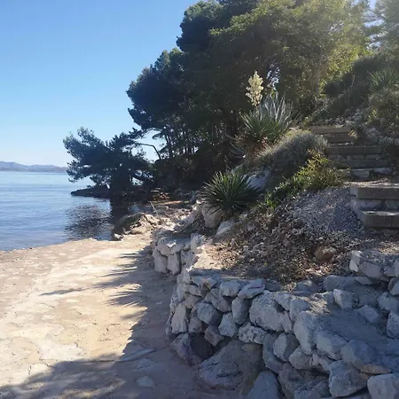 In Tkon/insel Pasman 6922 Holiday home Tkon