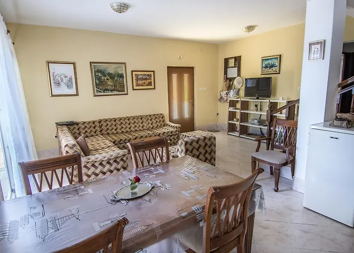 In - Insel Pasman 6922